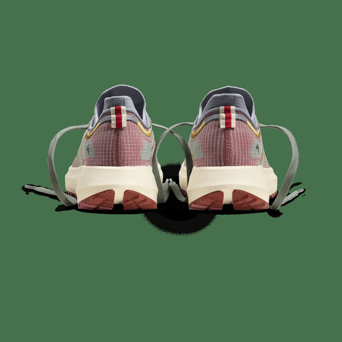 Tracksmith Eliot Range